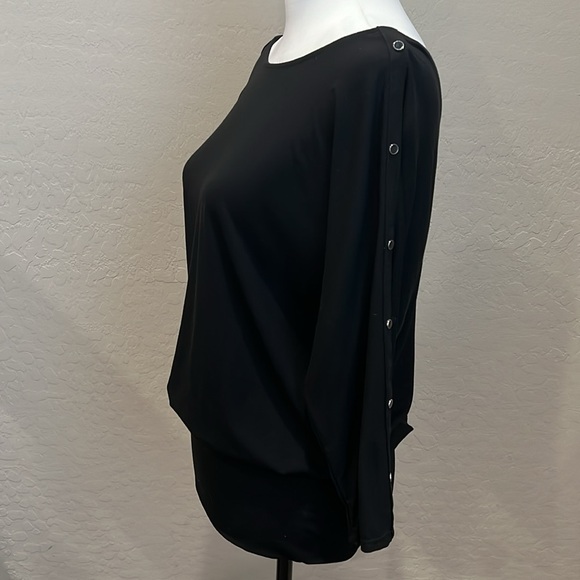 WHBM Black 3/4 Sleeve Embellished Soft Stretch Knit Reversible Pullover Top - M - Picture 6 of 12